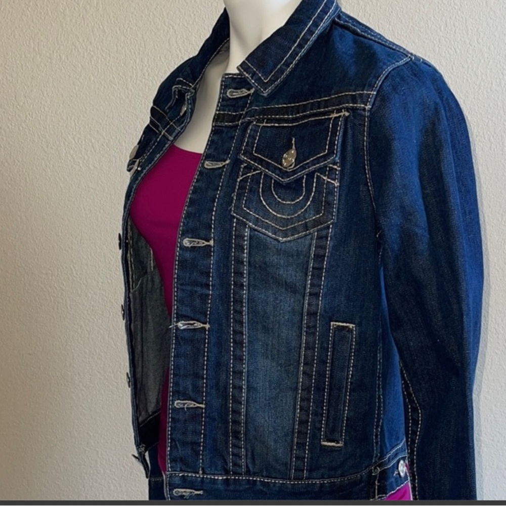 Authentic True Religion denim jacket - Picture 3 of 9